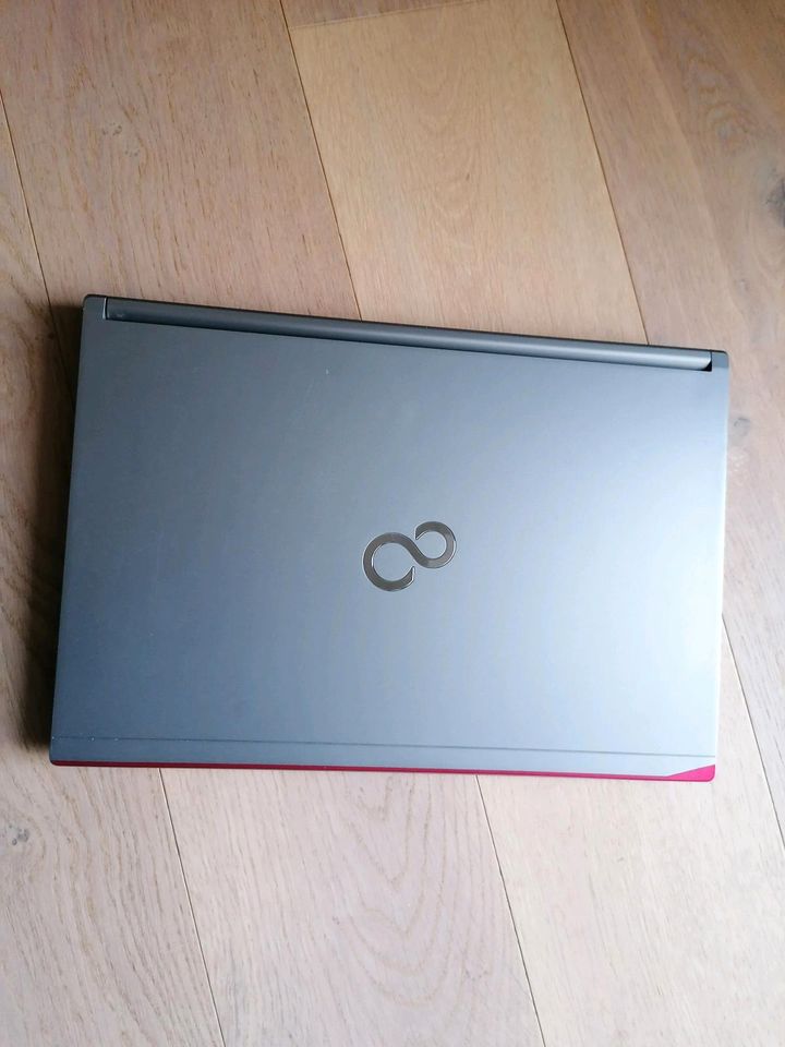 Fujitsu Lifebook E 744 SSD 256gb DDR8gb Win10pro mit Tasche in Völklingen