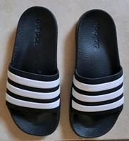 Adidas adiletten Größe 5 Baden-Württemberg - Zell am Harmersbach Vorschau