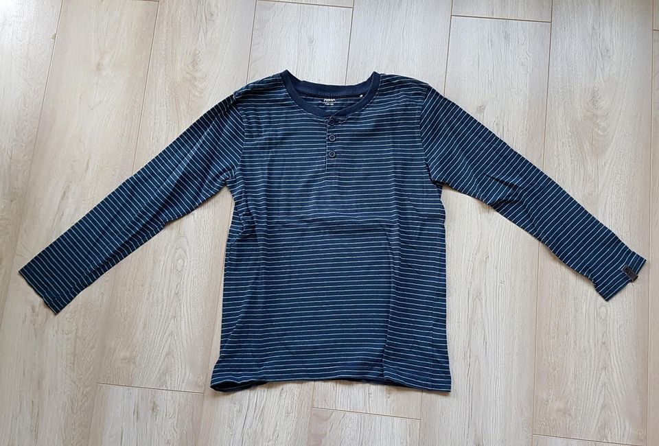 *YIGGA* Shirt/Langarmshirt/Sweatshirt Gr.146/152 in Kassel