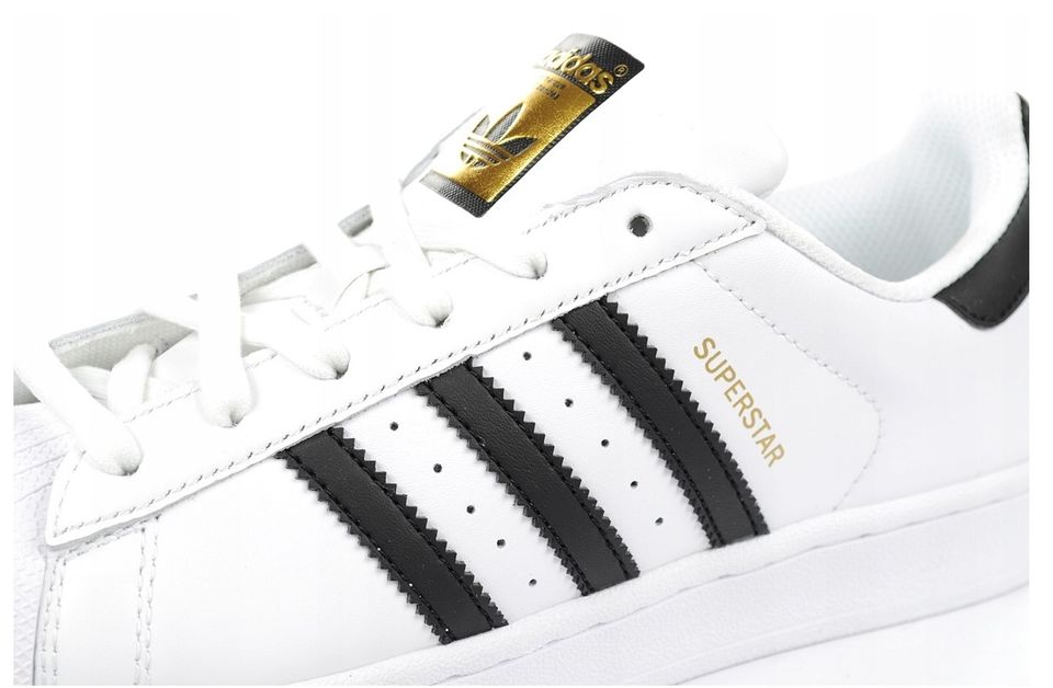 ADIDAS SUPERSTAR WHITE Gr 39 1/3 EU;UK6;NEU!OVP!UVP99€ jetzt 79€ in Köln