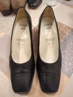 Jenny By Ara Pumps schwarz 6 1/2 Kr. München - Ottobrunn Vorschau