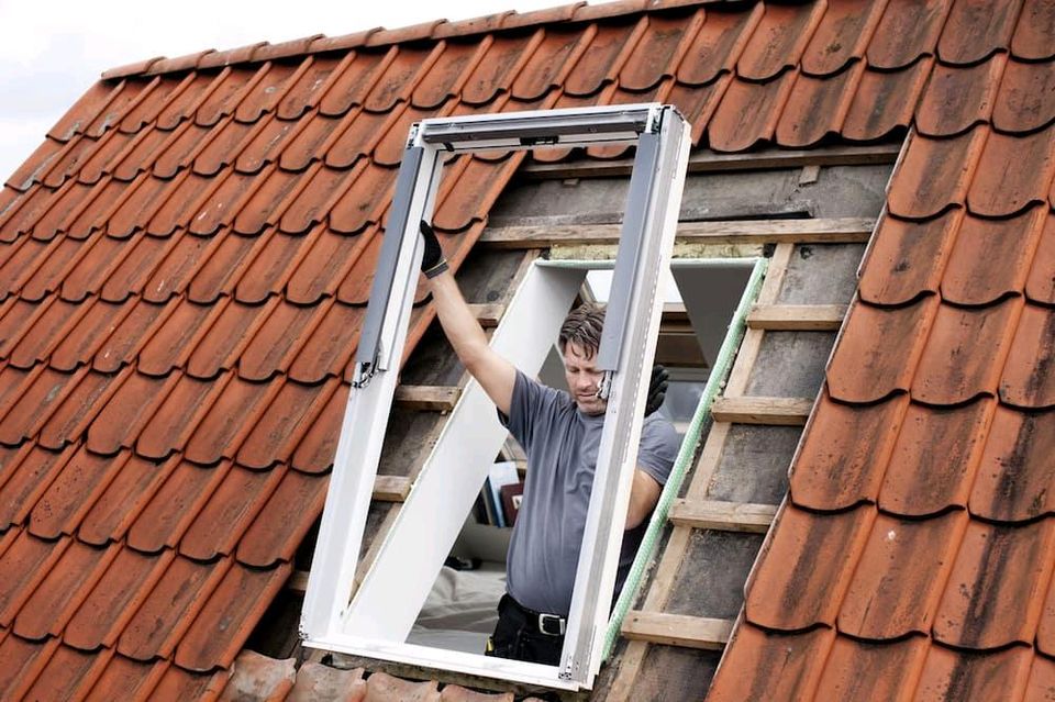 Fenster und Türen Dachfenster montage in Quickborn