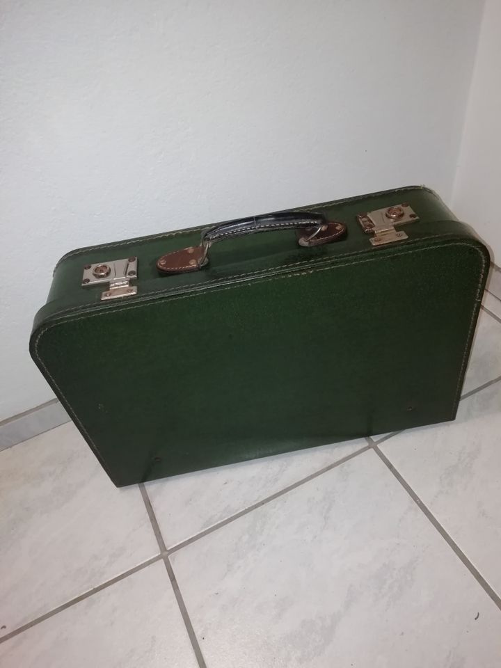 Vintage Original Reisekoffer aus Hartpappe beschichtet in Berlin