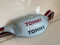 Tasche, Gürteltasche von Tommy Hilfiger Nordrhein-Westfalen - Wenden Vorschau