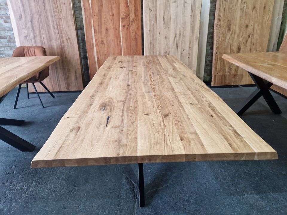 Esstisch Eiche Baumkante Holz 220cm Massiv Tisch Unikat 2 in Bad Schwartau