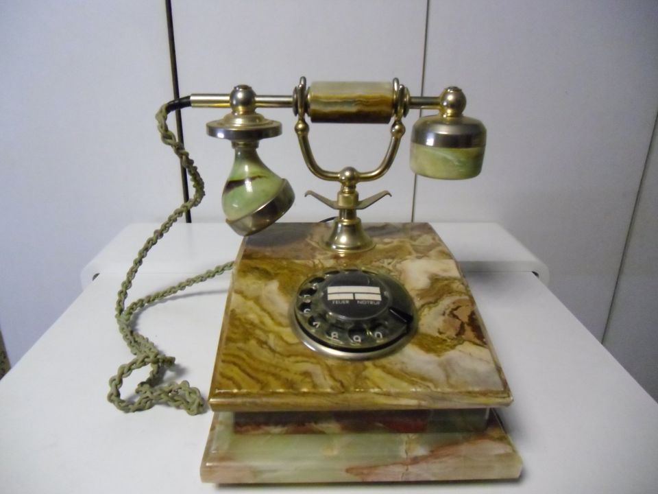 Marmor Telefon in Geldern