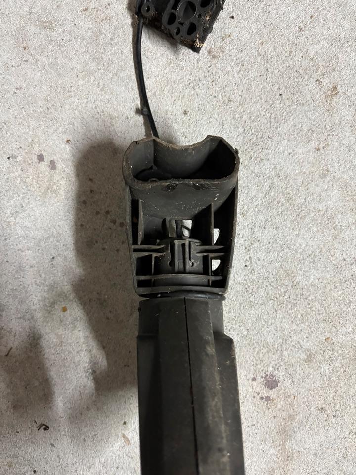 Drehgriff für Husqvarna Heckenschere 122HD60, 122HD45 in Backnang