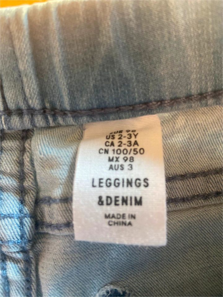 H&M Capri Jean Leggins in Eberswalde