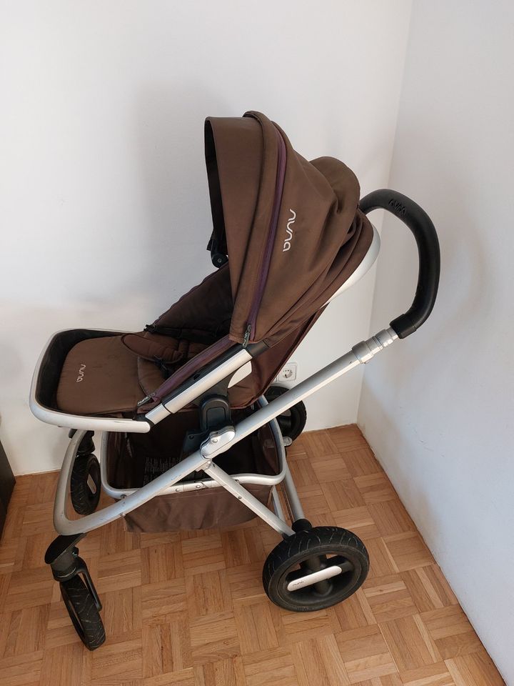 Nuna kinderwagen und i-gemm babyschale von joie in Meerbusch