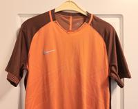 Original Nike Shirt L Fußball Dry fit orange Herren sehr gut Berlin - Reinickendorf Vorschau