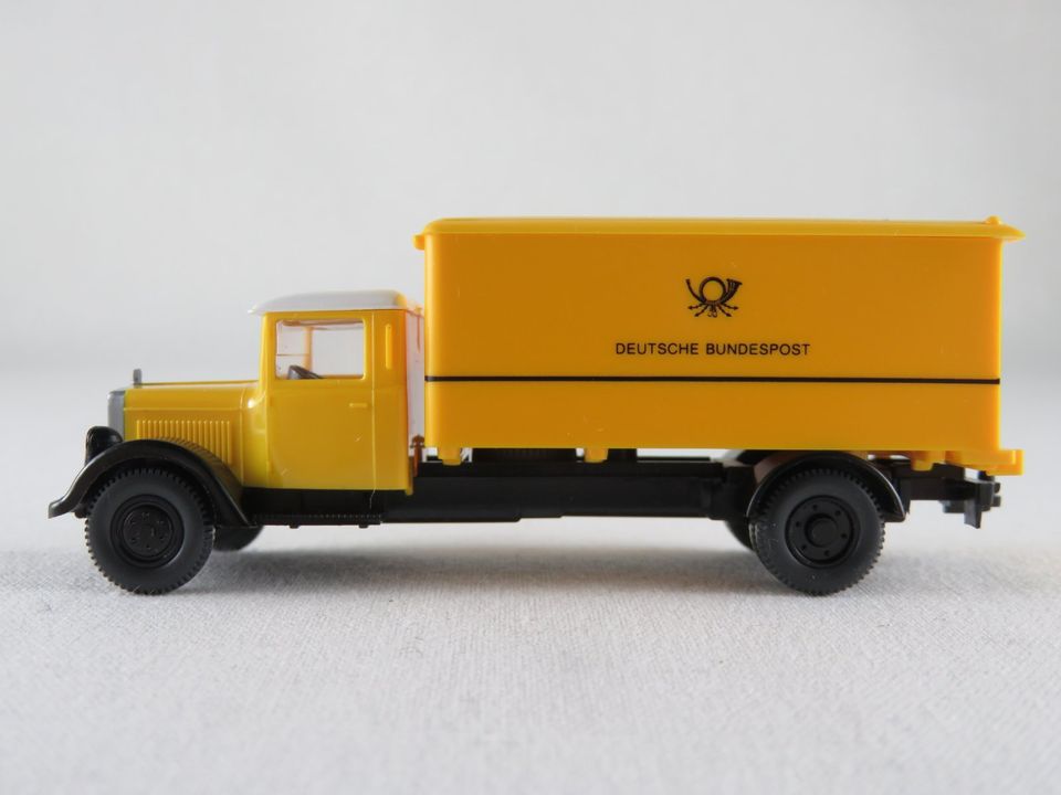 Wiking Mercedes-Benz L 2500 Koffer "DEUTSCHE BUNDESPOST" 1:87/H0 in Bad Abbach