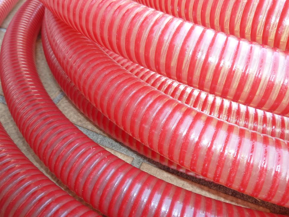 DN32 Getränkeschlauch PVC, mit roter Spirale, 19,5m u. 13,5m lang in Ölbronn-Dürrn