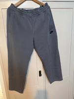Nike Club Jogginghose, Nike Hose, Sporthose neuwertig Hessen - Hanau Vorschau