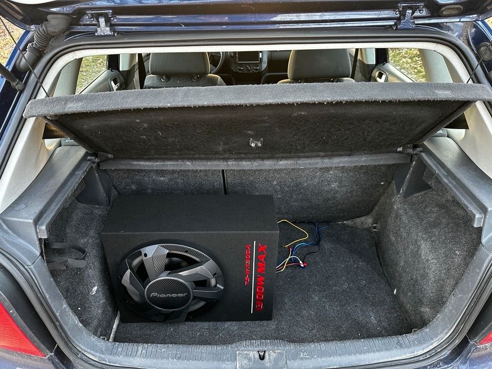 VW Polo 9N 1.9 SDI 4/5 Türer in Fritzlar