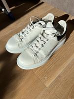 Alexander McQueen Oversized Sneaker weiß Gr 39 Berlin - Mitte Vorschau