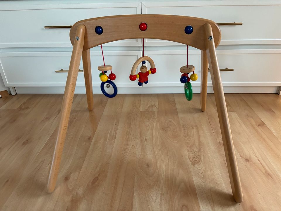 Musina Naturspielzeug, schöner Spielbogen für Babys in Solingen