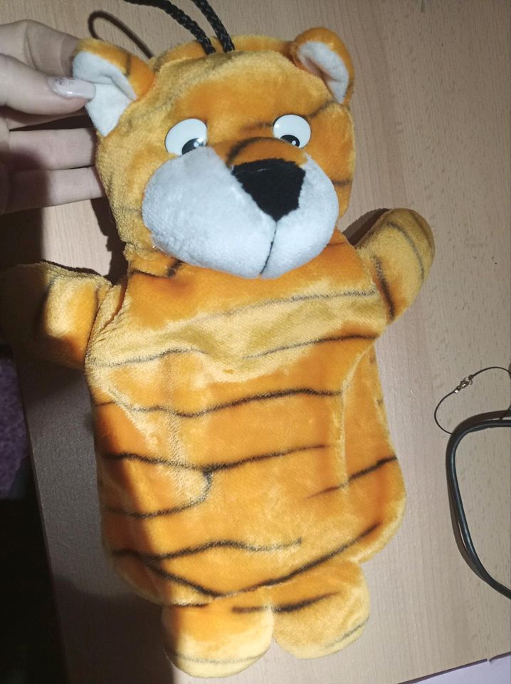 Wärmflasche Tiger in Pleiskirchen