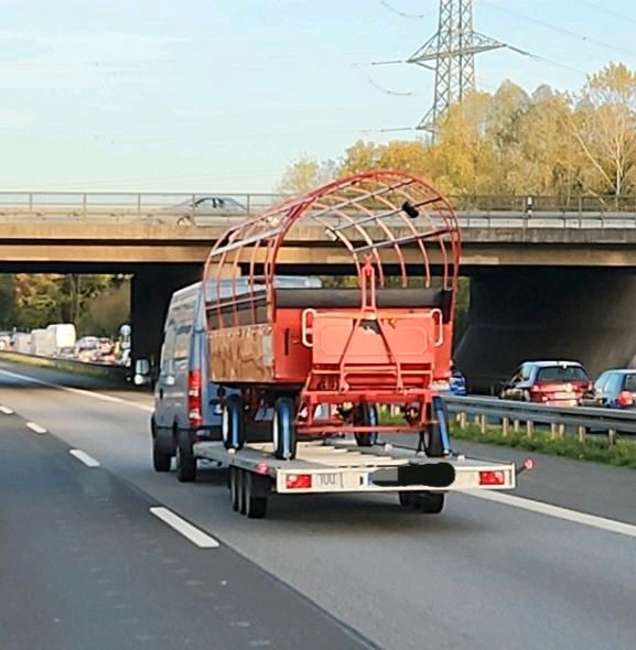 MIETEN ab 13,- €  LKW PKW ANHÄNGER TRANSPORTER SPRINTER IVECO DAILY PERDEANHÄNGER in Fremdingen