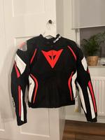 Dainese Textil Motorradjacke inkl. Rückenprotektor| GR. 48 UNISEX Nordrhein-Westfalen - Neuss Vorschau