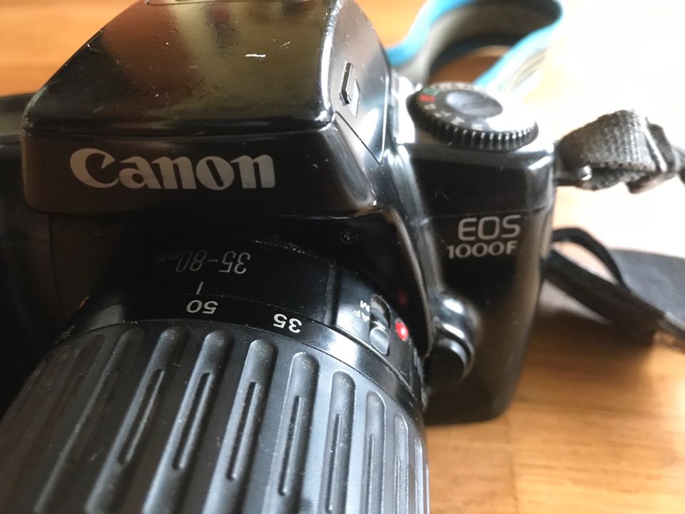 Canon-Spiegelreflex-Kamera-EOS1000F-Objektiv-35-80 in Morbach