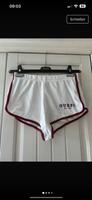 Weiße Guess Shorts mit Stickerei Baden-Württemberg - Baindt Vorschau
