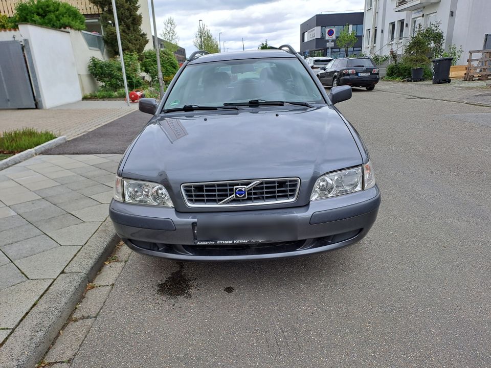 Volvo Kombi V40 in Mannheim