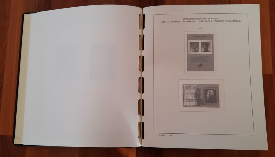 Schaubek Briefmarken-Album BRD mit Vordrucken & Taschen 1989-1991 in Langen (Hessen)