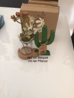 Holz Kaktus mit Blumenvase noch 4 Stück vorhanden Baden-Württemberg - Baden-Baden Vorschau