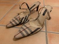 Burberry London Pumps Nova Check Größe 40,5 Bayern - Taufkirchen München Vorschau