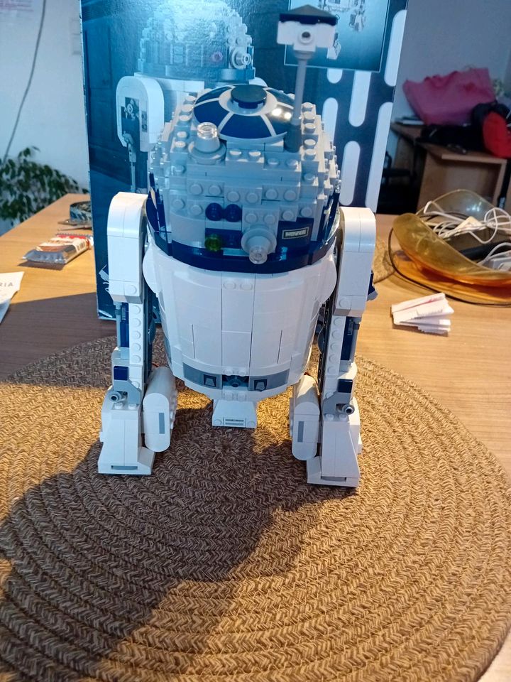 Lego Star wars UCS 25 Anniversary edition R2-D2 in Stuttgart