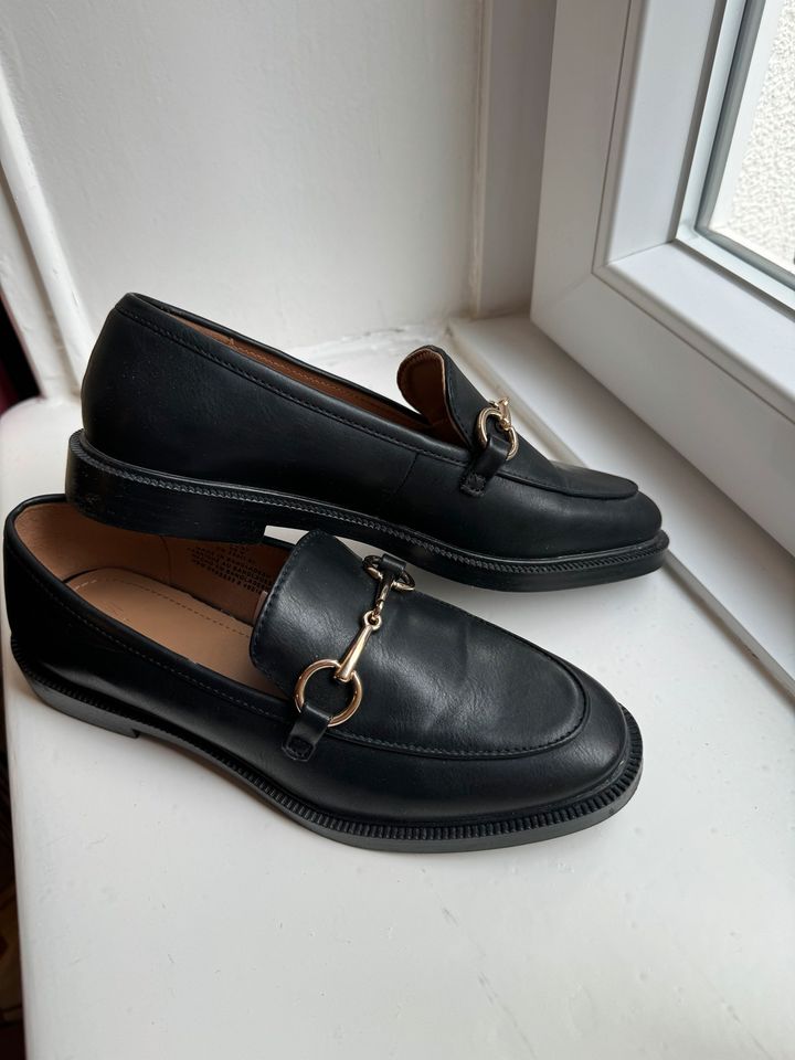 H&M loafers in Hamburg