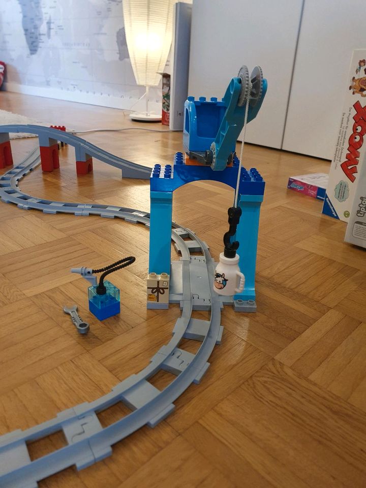 Lego Duplo Eisenbahn/Güterzug/Schienen/Weichen in Karlsruhe