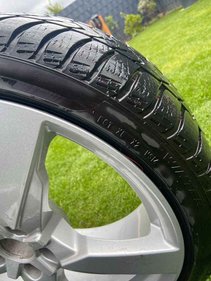 5x112 Audi Alufelgen 8S0 601 025 AG 19 Zoll mit M+S Reifen in Dinslaken