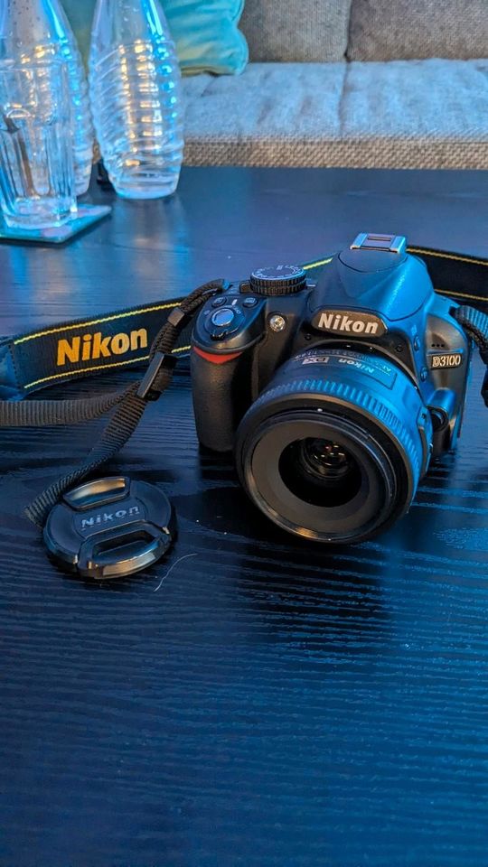 Nikon D3100 Kamera DSLR + Objektiv Nikkor 35MM + Zubehör TOP in Wuppertal
