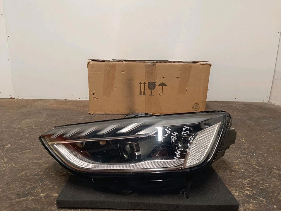 Audi A4 B9 LED Matrix Scheinwerfer 8W0941035 E in Recklinghausen