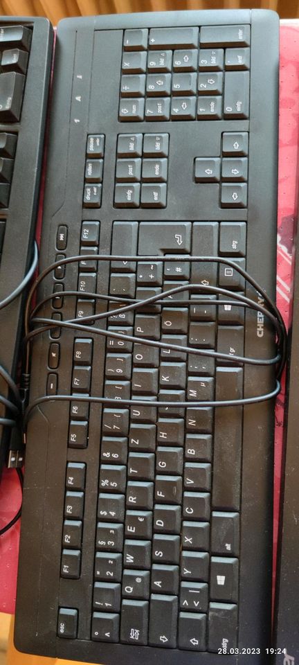 Tastatur von Acer und Cherry mit Kabel, Computer in Bottrop