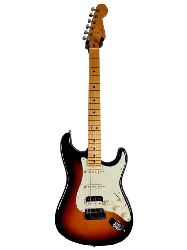 2023 Fender American Ultra Stratocaster MN HSS UB Sunburst USA in Linsengericht