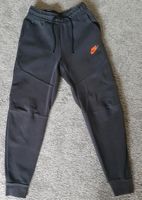 3x Nike Tech Fleece Jogginghosen, Gr. Herren-XS Berlin - Reinickendorf Vorschau