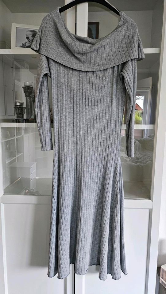 Feinstrick Kleid von Orsay in der Größe 38 M in Brunsbuettel