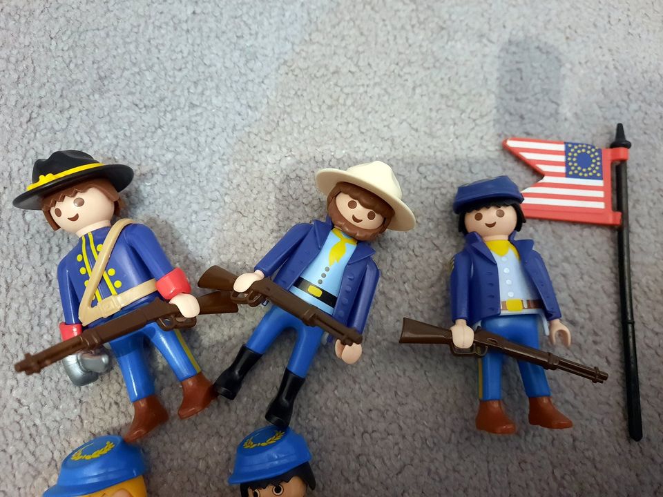 Playmobil Western Sammlung: Nordstaatler 5x Figuren, Zubehör in Suhlendorf