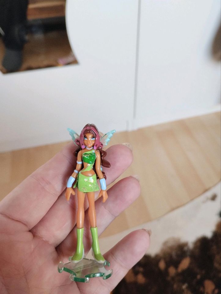 Ü-Ei Figuren Winx Club 2006 mit Beipackzettel und Ei in Hemsbach