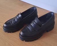 Halbschuhe Damen schwarz TAMARIS 38 -gebraucht- Hessen - Friedrichsdorf Vorschau
