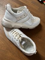 Buffallo Sneaker, Turnschuhe, weiß, NEUwertig, Gr. 42 Hessen - Habichtswald Vorschau