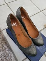 Damen Leder Pumps, High Heels  von Caprice gr. 7 / oder 41 Nordrhein-Westfalen - Hamm Vorschau