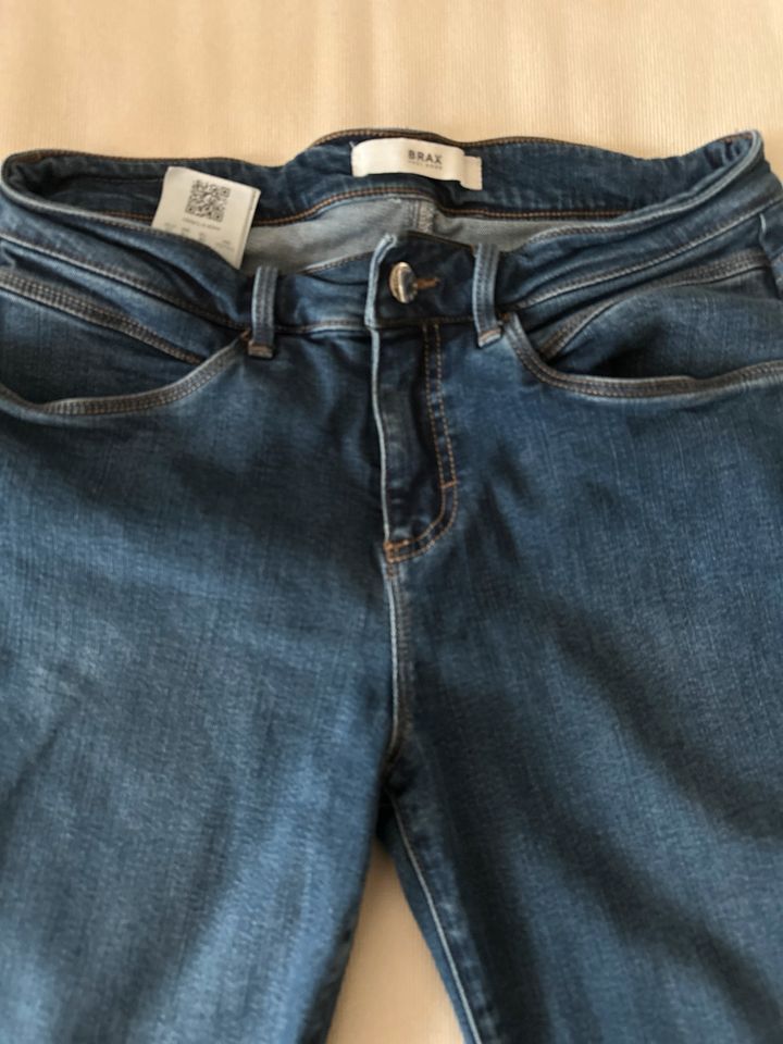 Marken Jeans von brax in Bremen