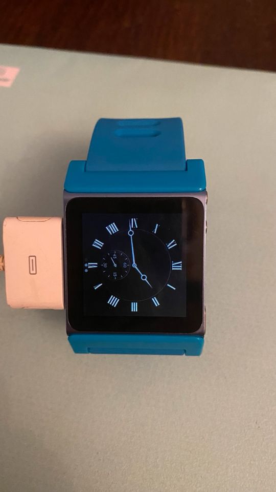 iPod nano  mit TikTok Multi Watch Band in Riesa