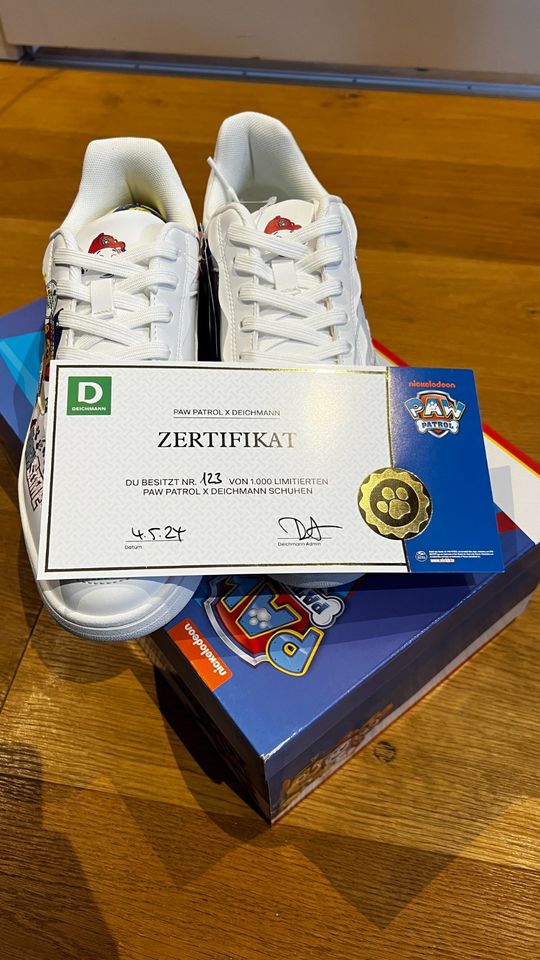 Deichmann Paw Patrol Schuhe Limitiert 42 Nr 123 / 1000 in Karlstein