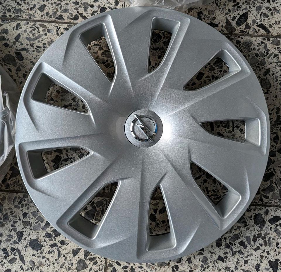 NEU OPEL Astra K Radkappe 15 Zoll 15" 13409777 in Wuppertal