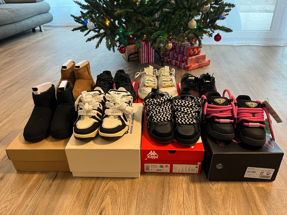 Old Order, Kappa Fatty, Cat&Sofa, UGG, Nike Vomero 5,Dunk Jumbo in Ankum