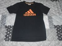 Adidas T-Shirt Sommer Shirt von Adidas Gr.152 Mädchen/Junge Toll Leipzig - Grünau-Ost Vorschau